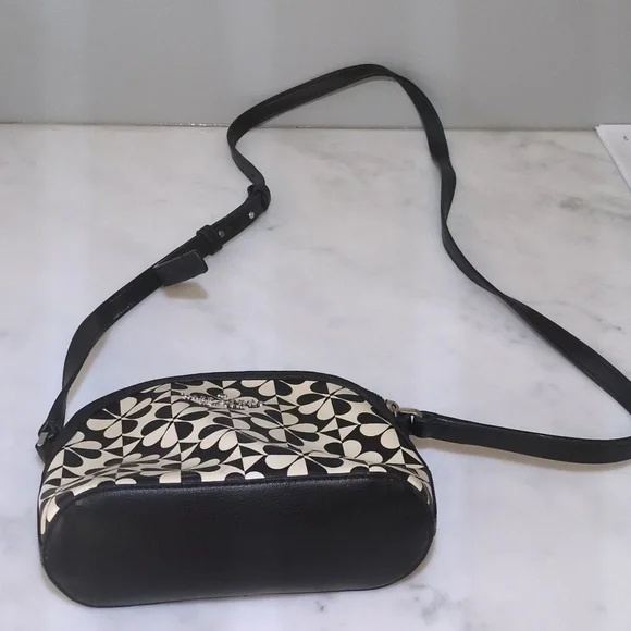 Kate Spade Black and White Patterned Women's Bag - Picture 6 of 9